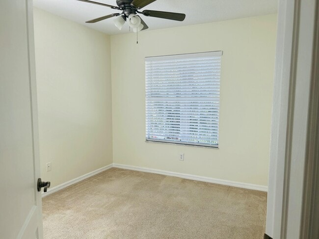 Building Photo - 2124 SE Eatonville Dr