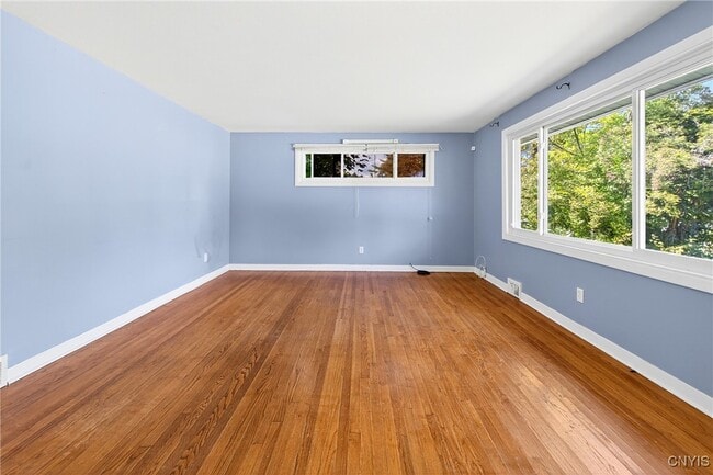 Building Photo - 216 Pine Grove St