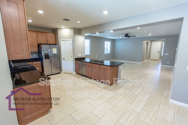 Building Photo - 4118 E Hoot Owl Trail