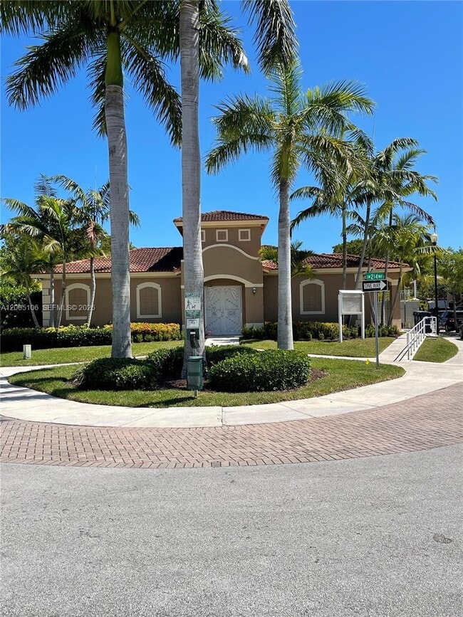 Building Photo - 21477 SW 85th Psge