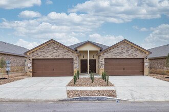 Building Photo - 9211 Canyon Bnd