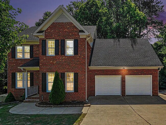 Building Photo - Lease OR Lease to Own
