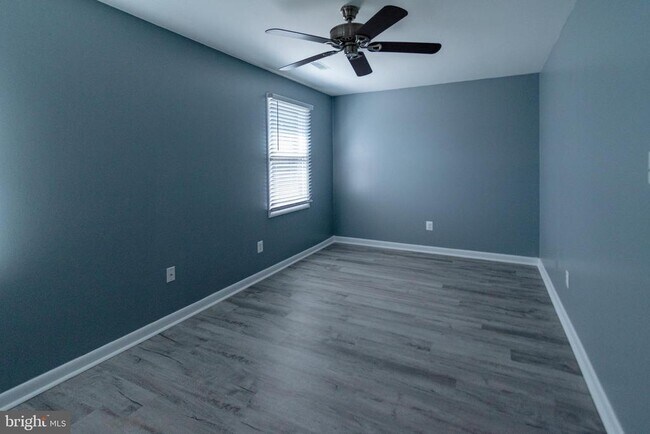 Building Photo - 5222 Magnolia Pl