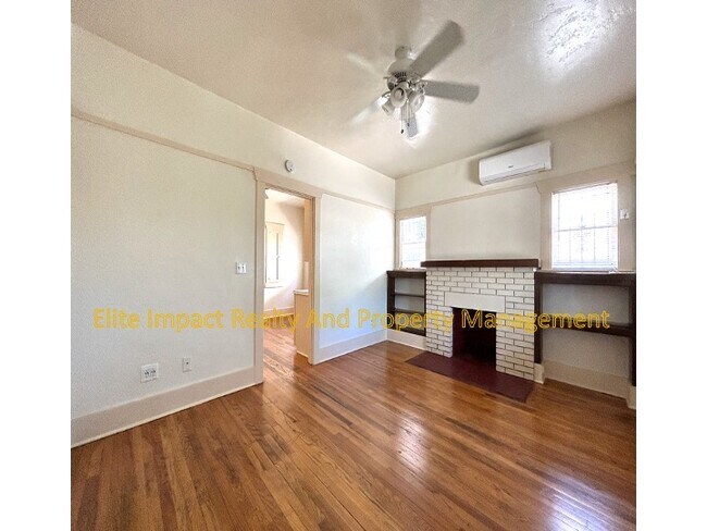 Building Photo - 1303 N Park Ave