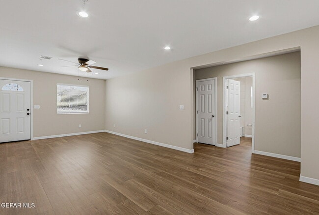 Building Photo - 1481 O Sullivan Dr