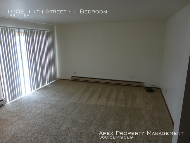 Building Photo - FAIRHAVEN - Island View Apartments