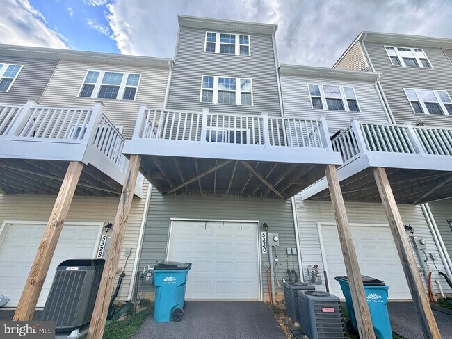 Building Photo - 5330 Witch Hazel Ln