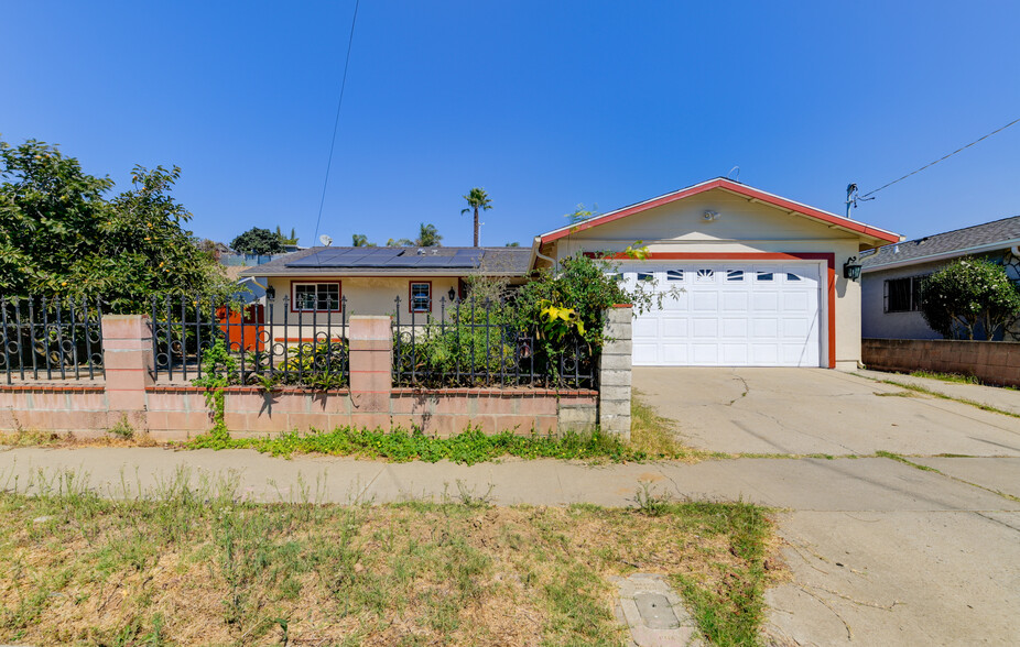 Exterior - 2363 Fleetwood St