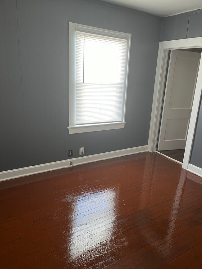 Building Photo - 3637 Bales Ave