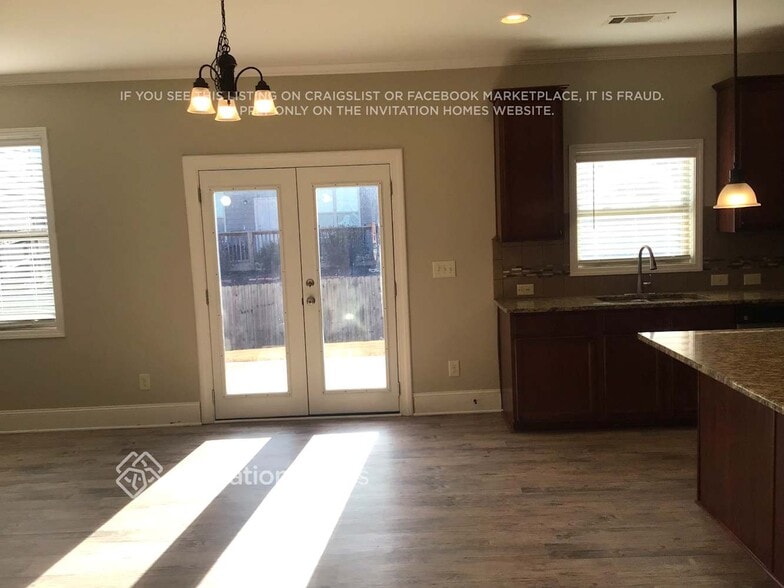 Building Photo - 3820 Corbell Ct