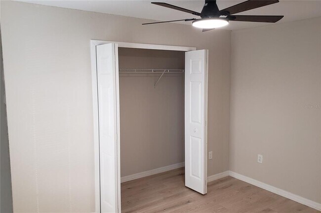 Building Photo - 4284 Everett Ave