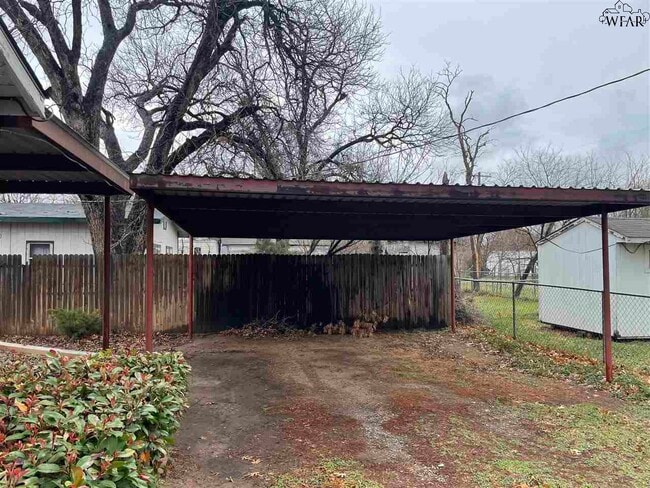 Building Photo - 1523 Speedway Ave