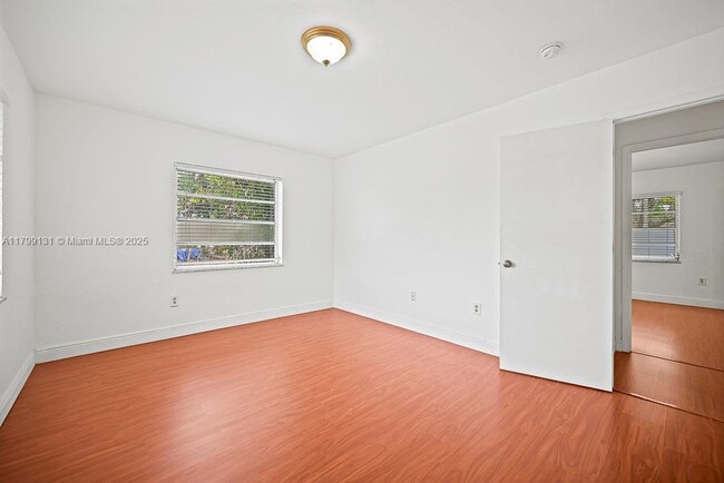 Building Photo - 26100 SW 192nd Ave