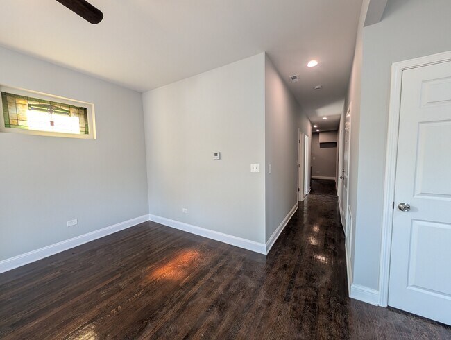 Building Photo - 148 W 117th St