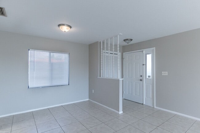 Building Photo - DRASTIC PRICE DROP!! WATERFRONT- 2-BEDROOMS, 2-BATH- PUNTA GORDA ISLES