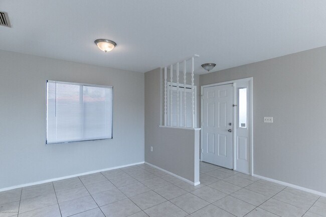 Building Photo - WATERFRONT- 2-BEDROOMS, 2-BATH- PUNTA GORD...