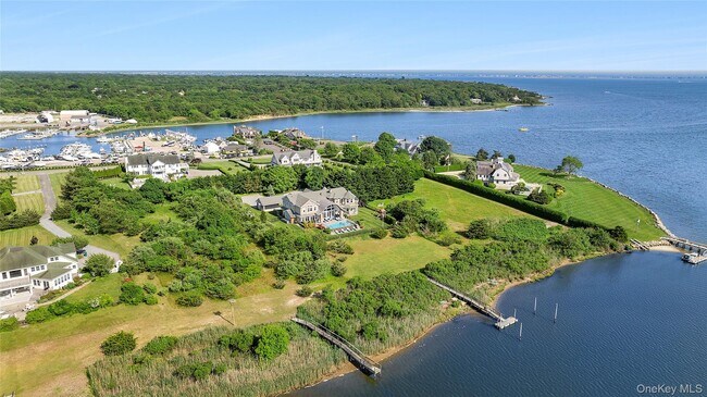 Building Photo - 61A S Bay Ave