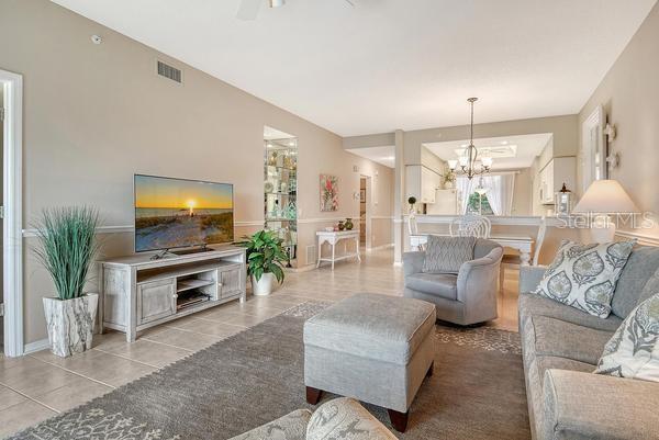 Building Photo - 9641 Castle Point Dr