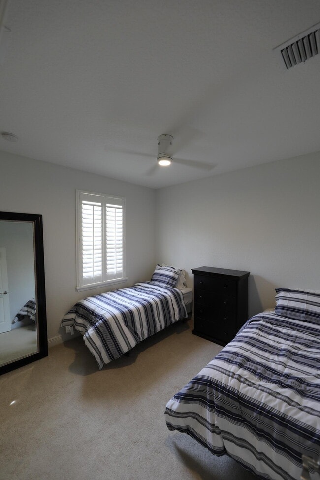 Building Photo - 5027 Dulce Ct