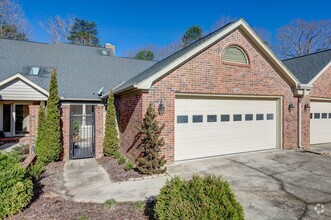 Building Photo - # Serene Living Near Travelers Rest