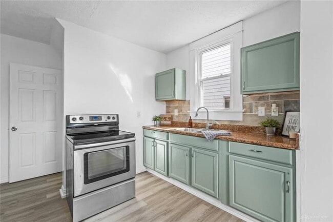 Building Photo - 1641 S Smithville Rd