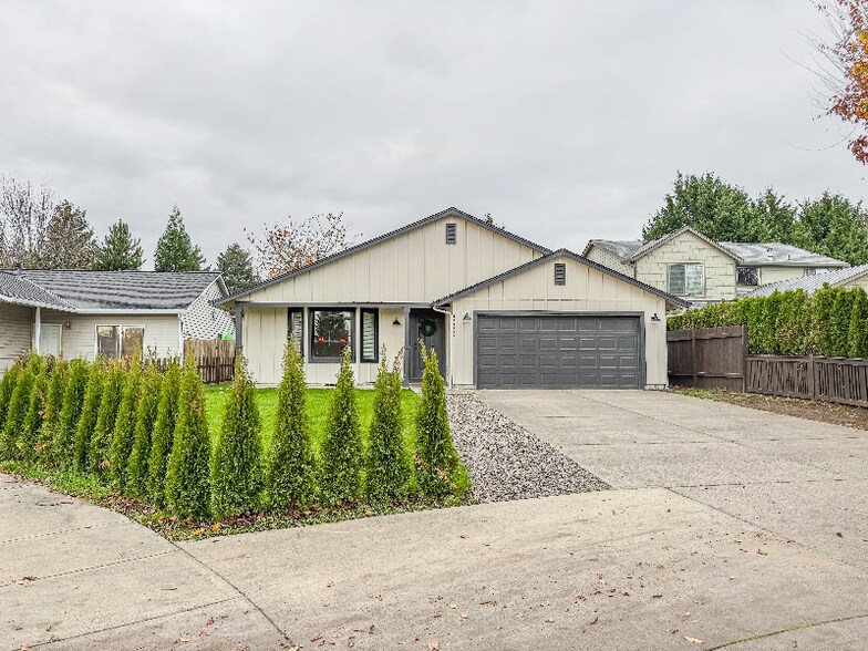 Building Photo - 12502 NE 19th St