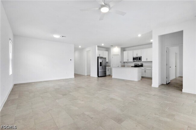 Building Photo - 14735 Bluewater Rd