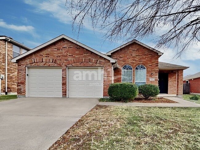 Building Photo - 517 Pinto Ln