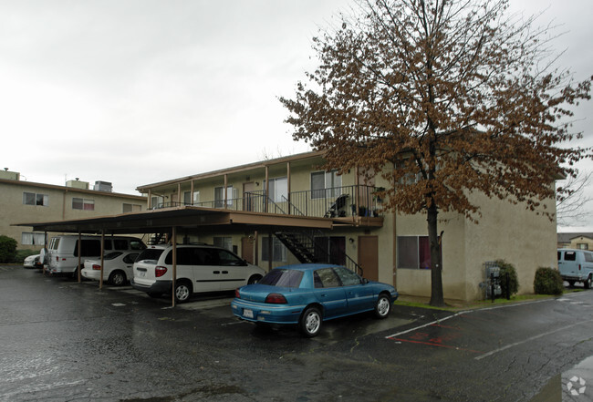 Building Photo - Sherwood Pointe Apartments