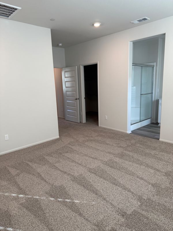 Building Photo - 40451 Melrose Dr