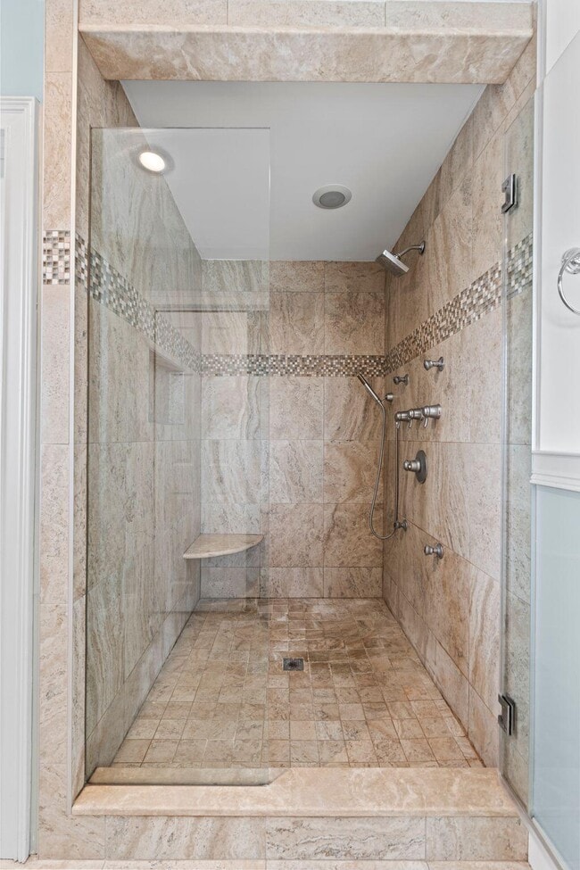 Building Photo - 1116 Shagbark Ln