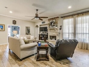 Building Photo - 1716 Lakeway Dr