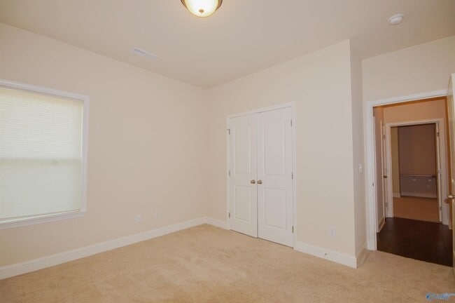 Building Photo - 214 Brighton Park Way