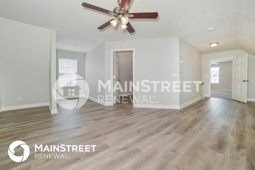 Building Photo - 3821 Hillside Terrace Ln