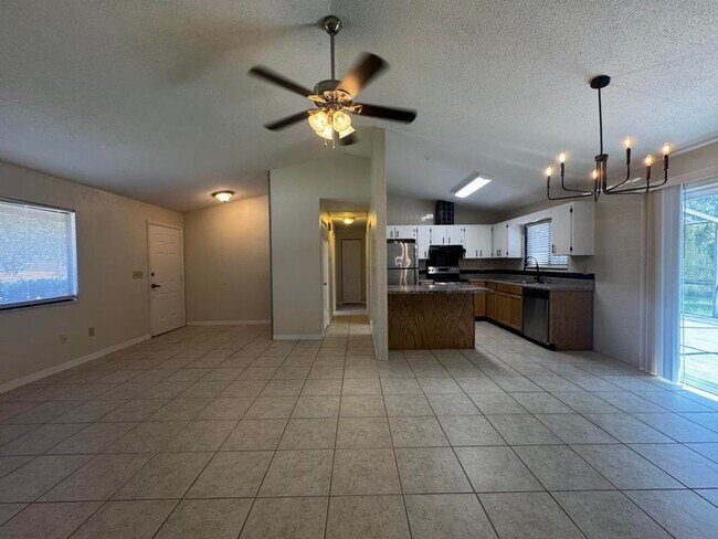 Building Photo - 40 Bluebird Ln