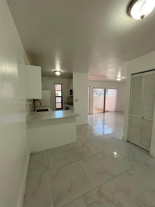 Building Photo - 7450 SW 153rd Pl