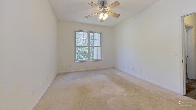 Building Photo - Beautiful Two-Bedroom Condo in The Grand Reserve!