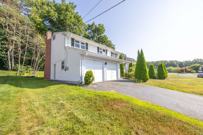 Primary Photo - 5 Bedroom Split Level Single Family