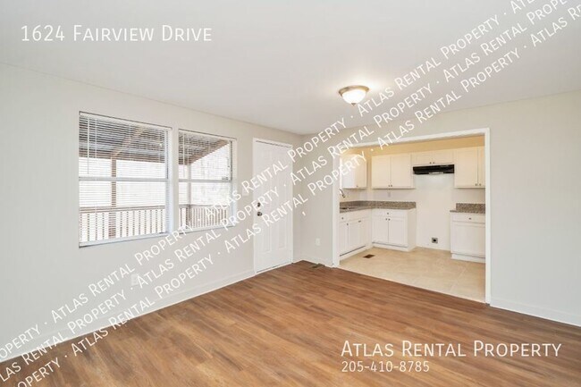 Building Photo - 1624 Fairview Dr