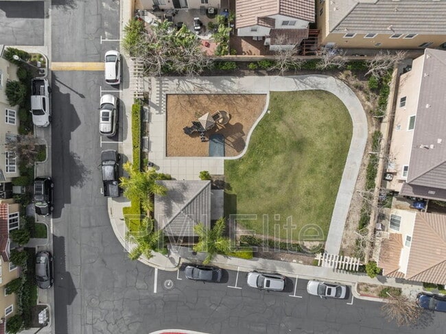 Building Photo - 24619 Montevista Cir