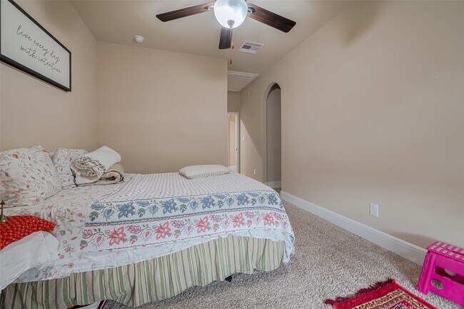 Building Photo - 17519 Murrayfield Ct