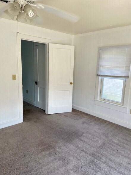 Bedroom - 107 Jackson St