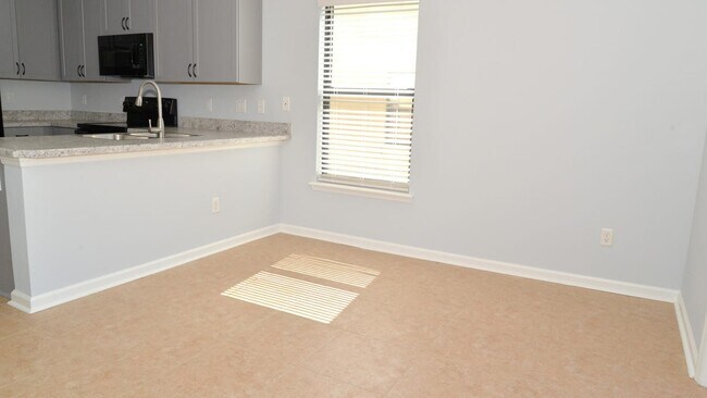 Building Photo - 668 Drake Bay Terrace