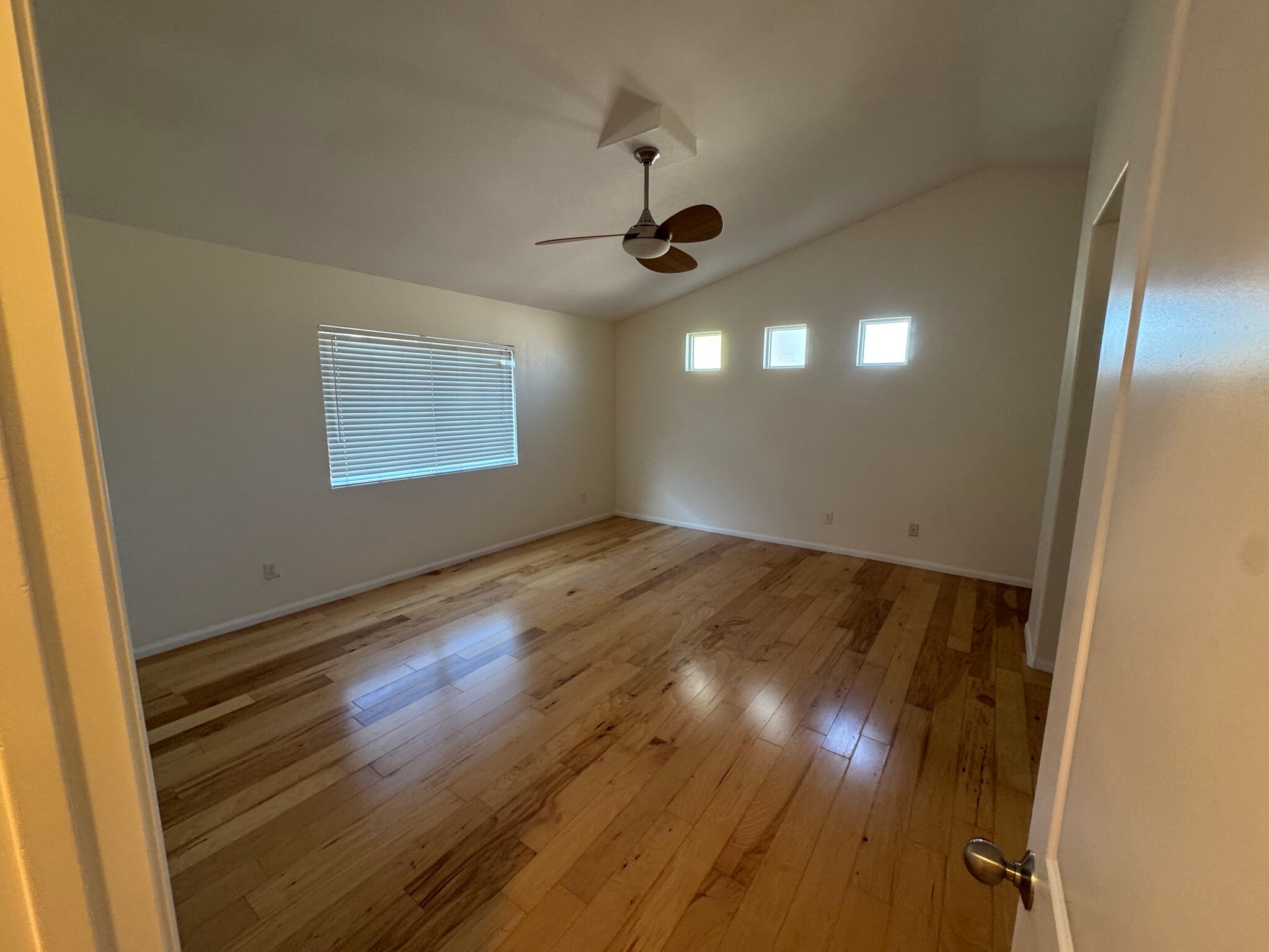Primary Bedroom - 31439 Arena Dr