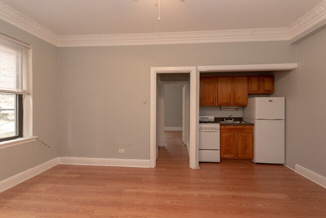 Building Photo - 3824 N Fremont St