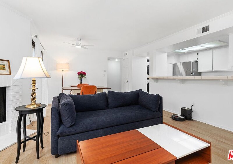 Building Photo - 3544 S Centinela Ave