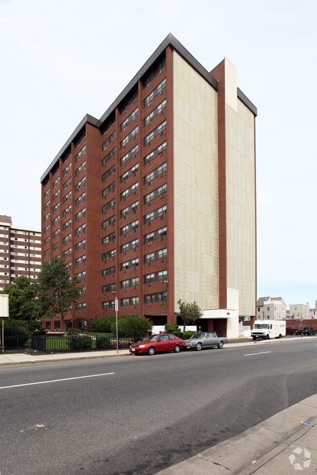 Baltic Plaza Apartments - 1313 Baltic Ave Atlantic City NJ 08401 ...