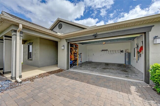 Building Photo - 1734 Black Maple Pl