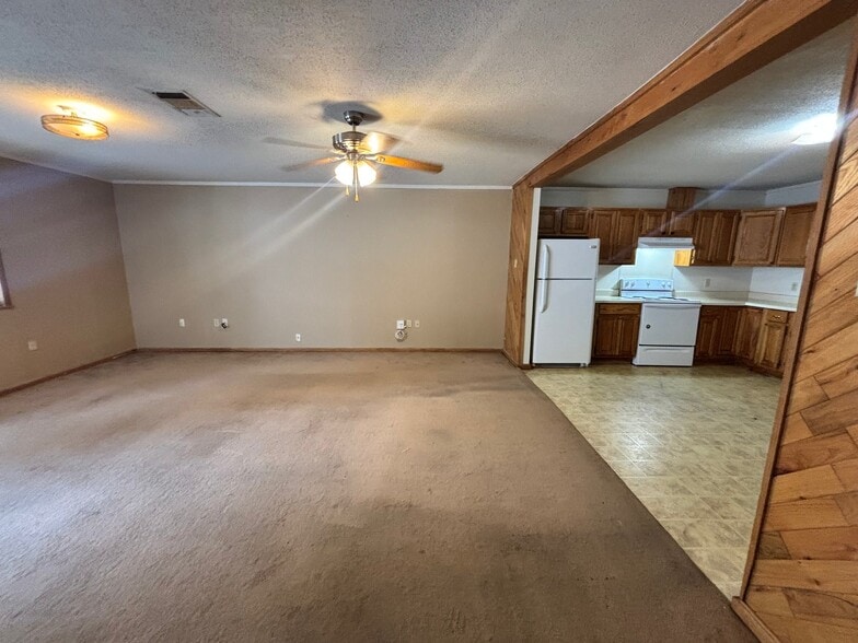Building Photo - 796 US-278