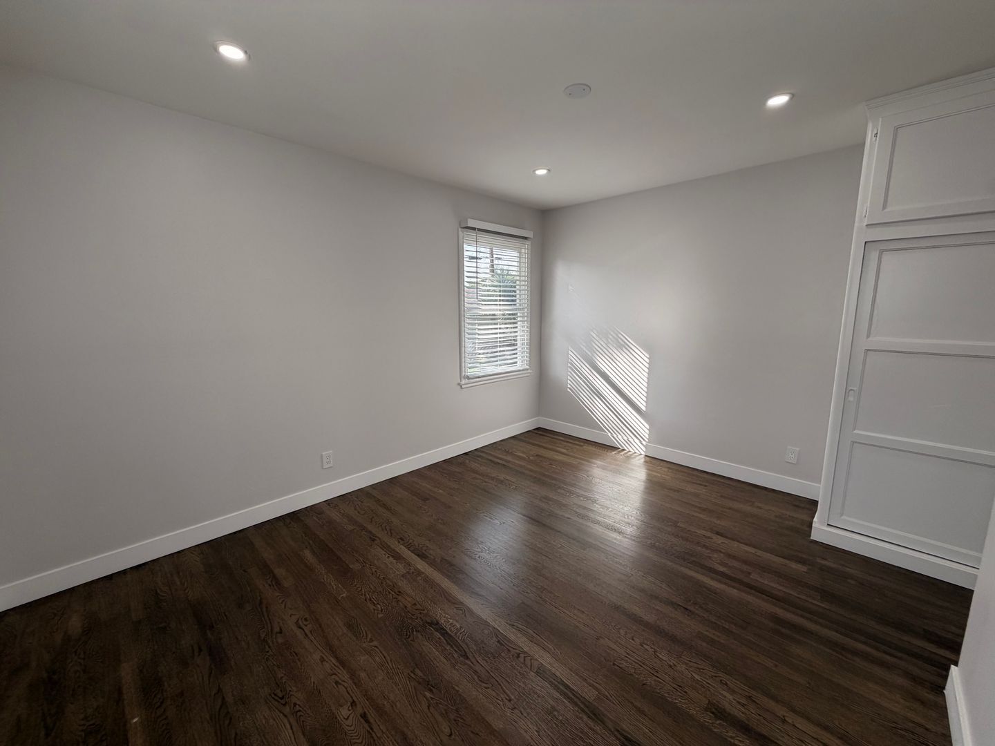 Building Photo - Stylish Fully Renovated 3-Bedroom Home with a Large Backyard